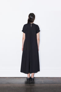 BOX PLEAT DRESS 003 - BLACK