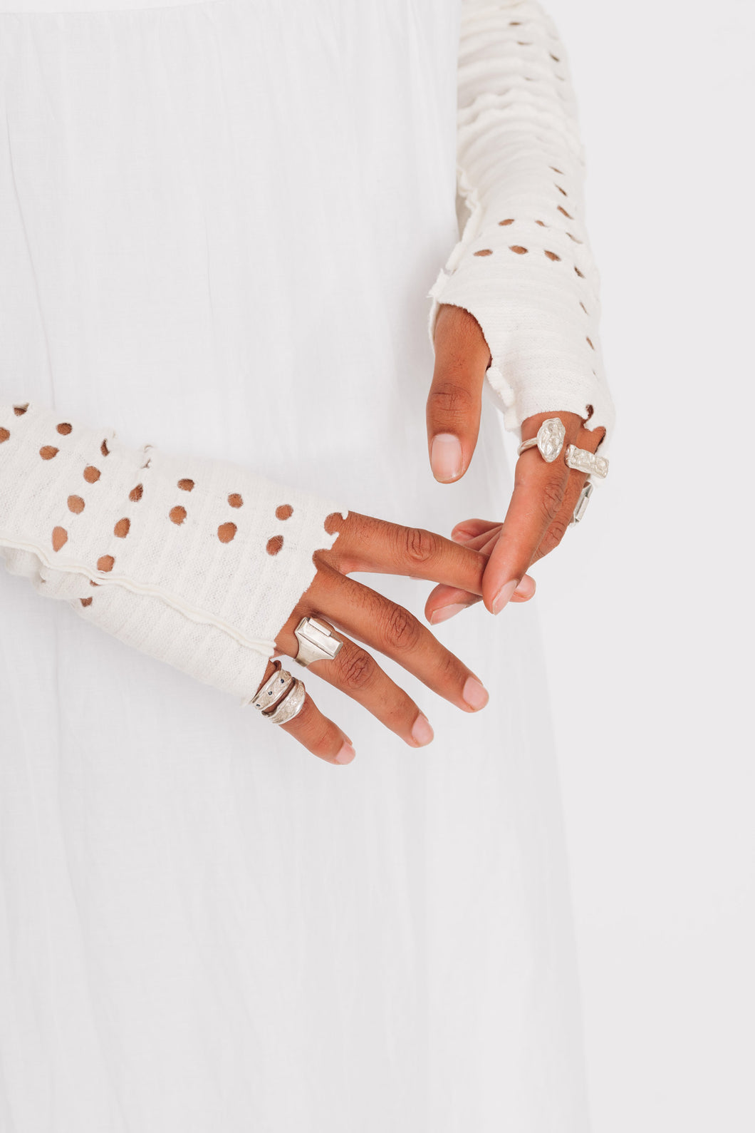 FINGERLESS GLOVES 001 - CREAM WOOL