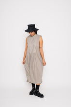 Load image into Gallery viewer, SLEEVELESS BIBBED SHIRT DRESS 001 - FAWN
