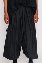 Load image into Gallery viewer, DROP CROTCH CULOTTES 001 - BLACK
